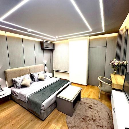 Queens Suite Hotel Beiroet Buitenkant foto
