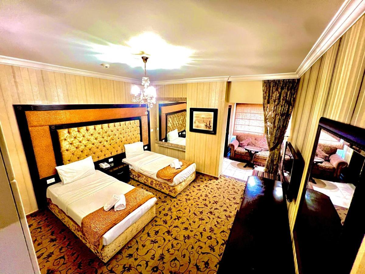 Queens Suite Hotel Beiroet Buitenkant foto