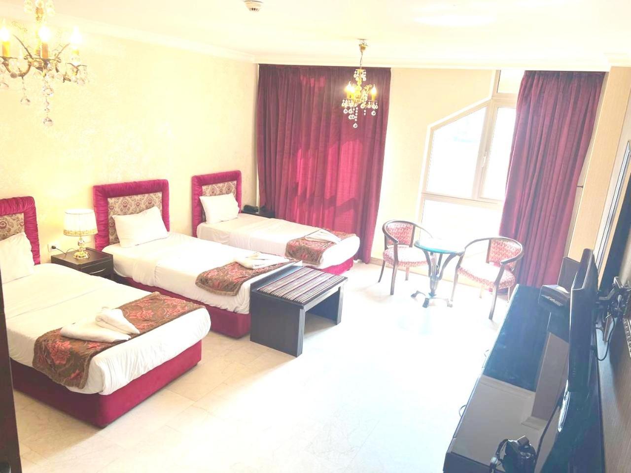 Queens Suite Hotel Beiroet Buitenkant foto