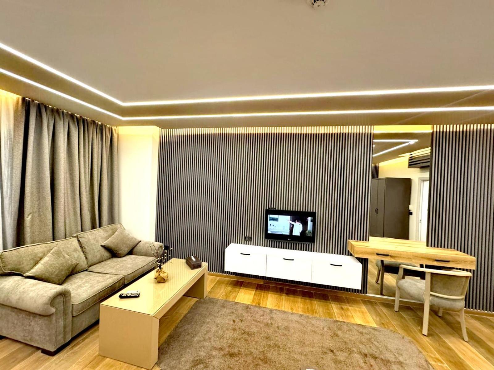 Queens Suite Hotel Beiroet Buitenkant foto