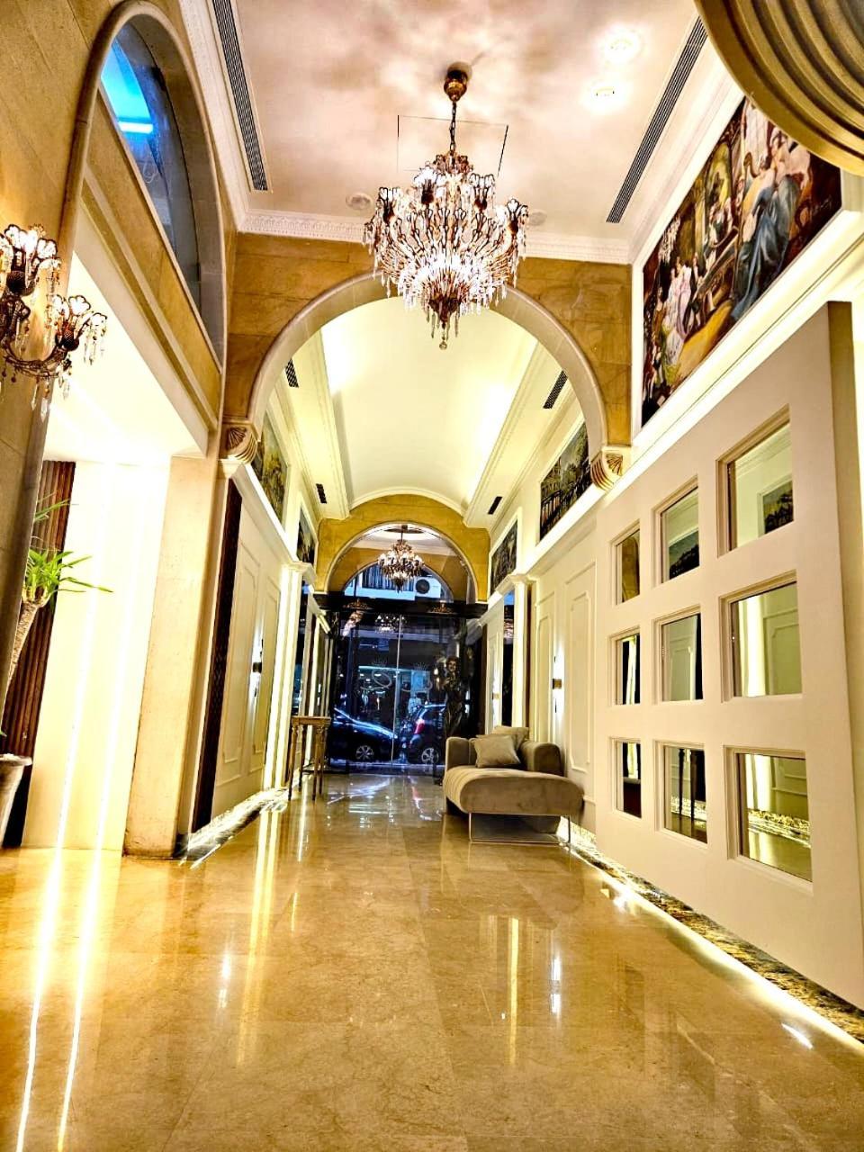 Queens Suite Hotel Beiroet Buitenkant foto